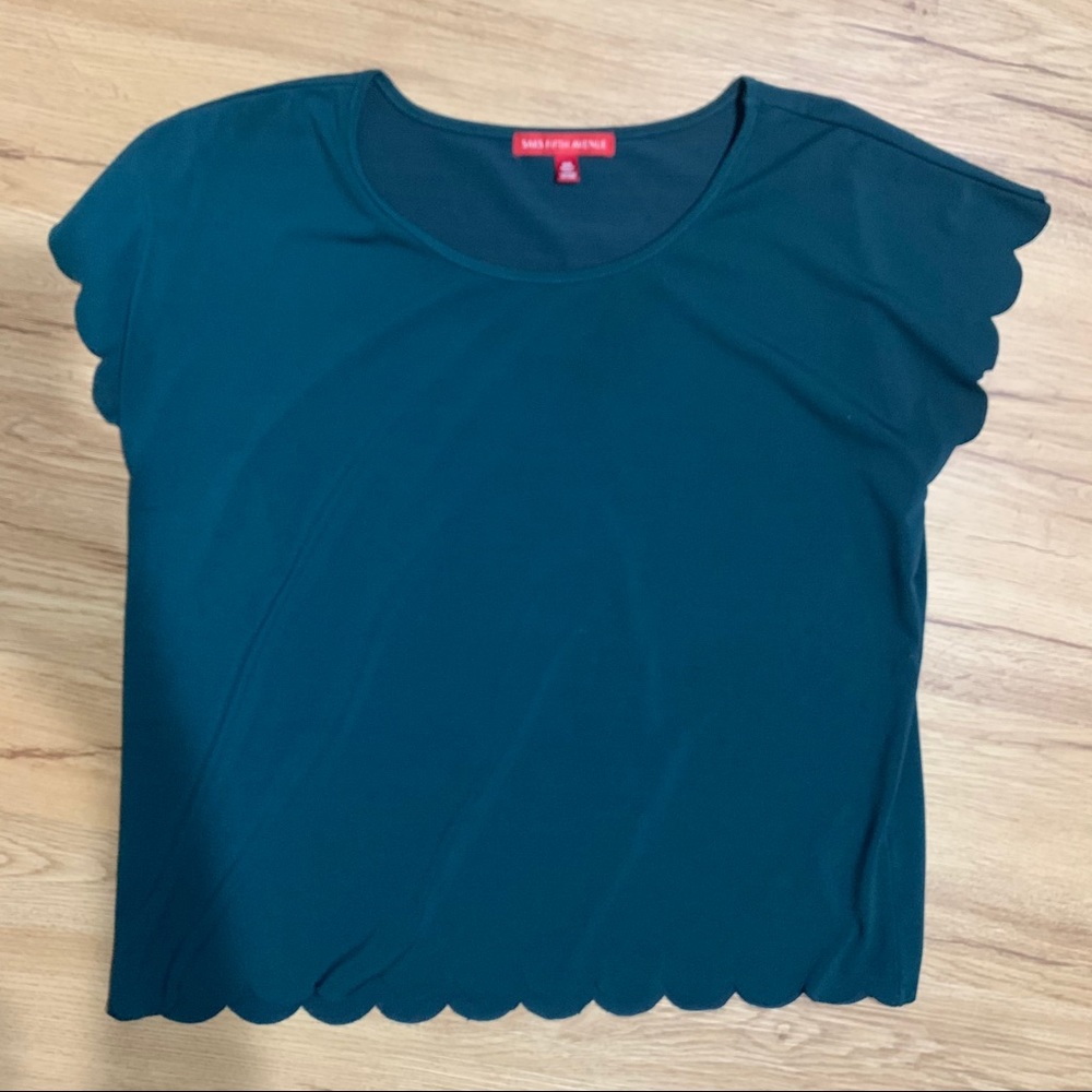 Saks 5th Ave Scalloped top S